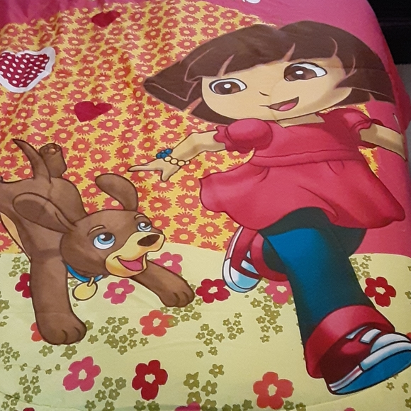 Dora the Explorer - Picture 4 of 4